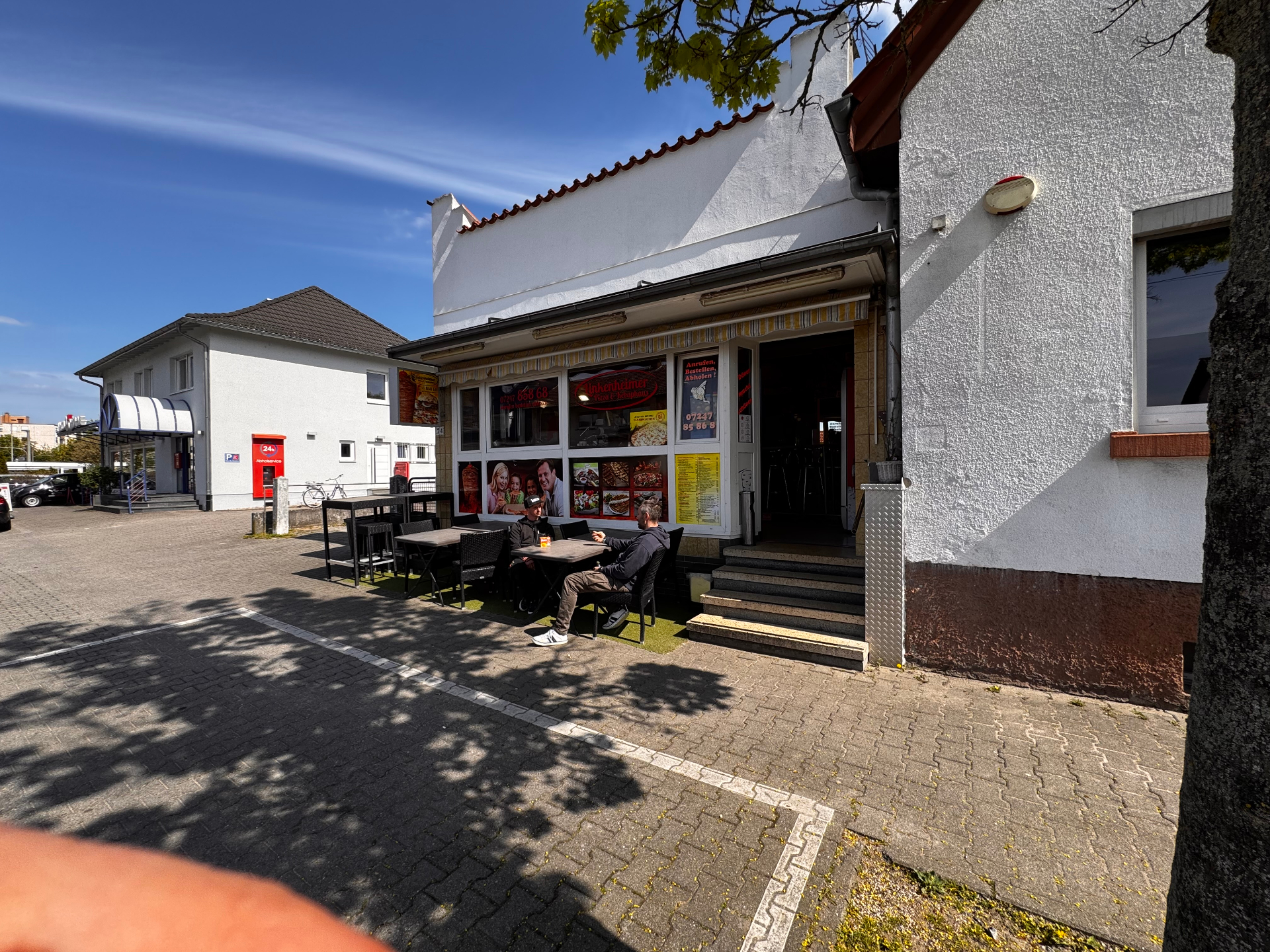Linkenheimer Pizza & Kebaphaus — Außenansicht